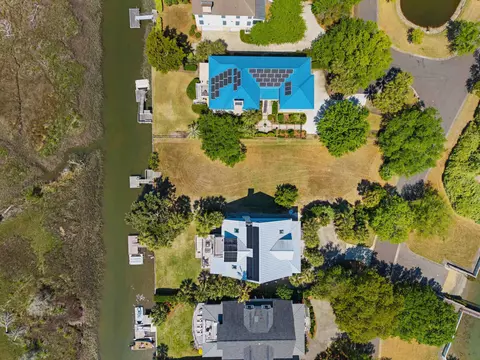 98 Colony Point Dr, Georgetown, SC 29440 photo 3