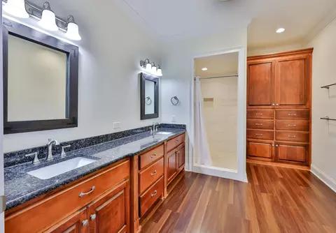 Bath - 813 Sisters Rd, Loris, SC 29569 photo 1 of 2