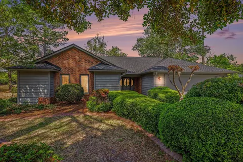 106 Bentwood Cir, Conway, SC 29526