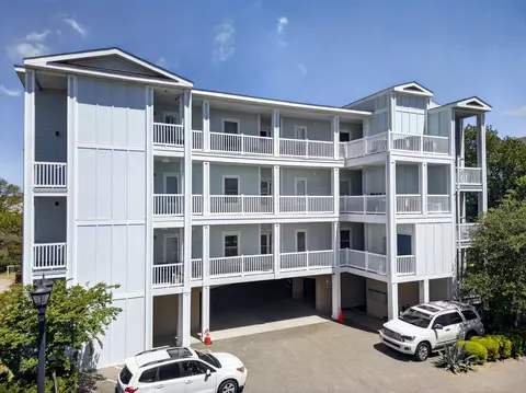 407 24th Ave N #101, North Myrtle Beach, SC 29582