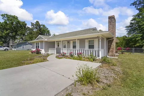 620 Mammie Dr, Myrtle Beach, SC 29588