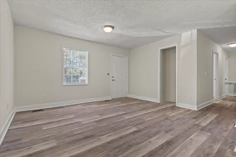 Living - 1032 Spain Rd SW, Mullins, SC 29574 photo 3 of 3