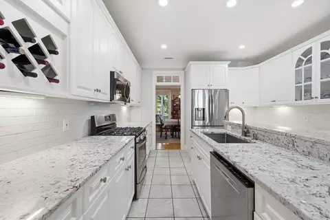 Kitchen - 3379 Shadow Moss Ln, Murrells Inlet, SC 29576 photo 3 of 8