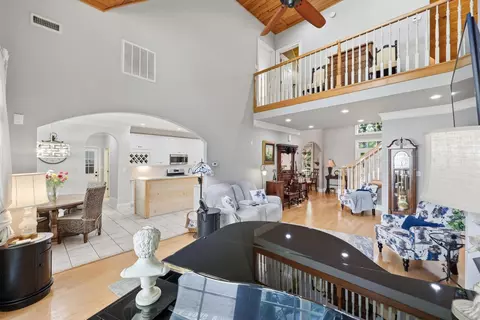 Entry Way - 3379 Shadow Moss Ln, Murrells Inlet, SC 29576 photo 3 of 5