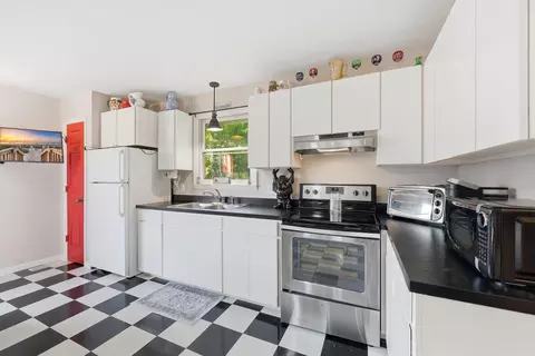 Kitchen - 3379 Shadow Moss Ln, Murrells Inlet, SC 29576 photo 8 of 8