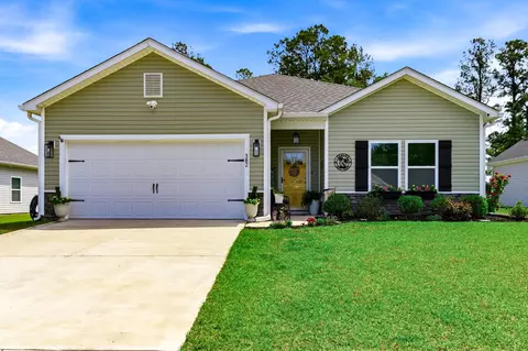 382 Long Meadow Dr, Loris, SC 29569