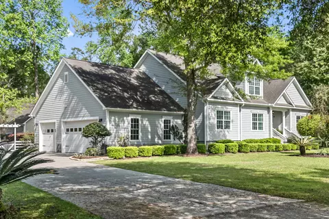 5691 Captain Kidd Rd, Hollywood, SC 29449