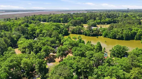 View/Area - 910 Second Ave, Georgetown, SC 29440 photo 4 of 5