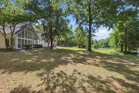 Exterior - 910 Second Ave, Georgetown, SC 29440 photo 3 of 7