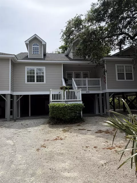 70 Seagrove Ct #104, Pawleys Island, SC 29585