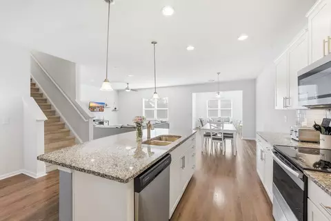 Kitchen - 844 Wild Leaf Loop, Conway, SC 29526 photo 5 of 6