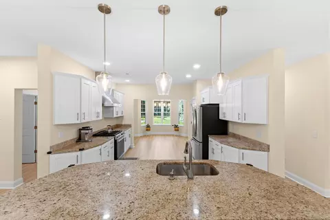 Kitchen - 4699 Red Bluff Rd, Loris, SC 29569 photo 4 of 6