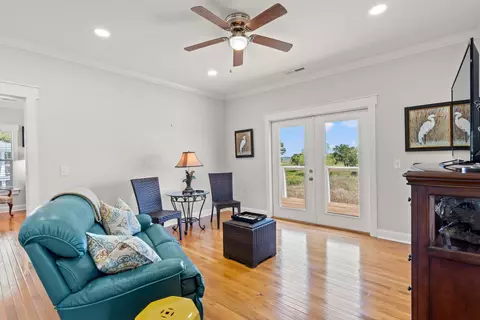 Living - 141 Oak Bay Dr, Georgetown, SC 29440 photo 2 of 5
