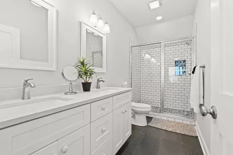 Bath - 141 Oak Bay Dr, Georgetown, SC 29440 photo 1 of 3