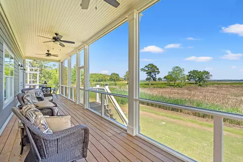 Exterior - 141 Oak Bay Dr, Georgetown, SC 29440 photo 6 of 10