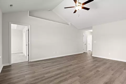 Living - 64 Bennington Ct, Georgetown, SC 29440 photo 1 of 1