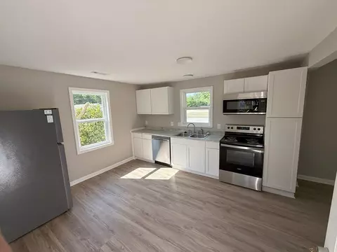 512 E Liberty St, Marion, SC 29571 photo 5