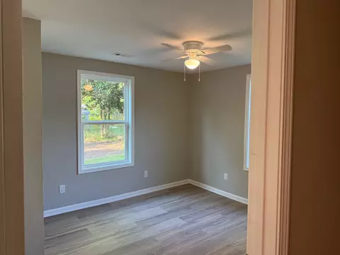512 E Liberty St, Marion, SC 29571 photo 9