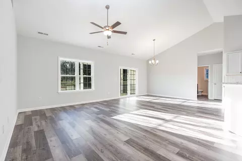 Living - 65 Bennington Ct, Georgetown, SC 29440 photo 1 of 4