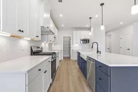 Kitchen - 7001 Denim Loop, Myrtle Beach, SC 29579 photo 6 of 6