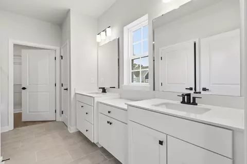 Bath - 7001 Denim Loop, Myrtle Beach, SC 29579 photo 2 of 5