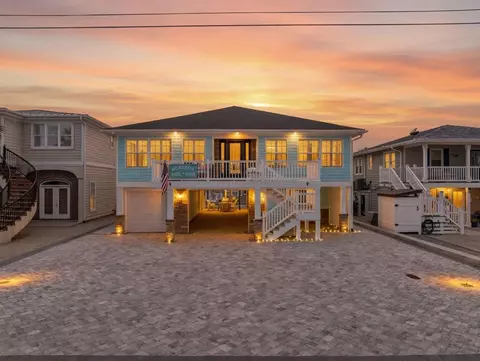 303 47th Ave N, North Myrtle Beach, SC 29582