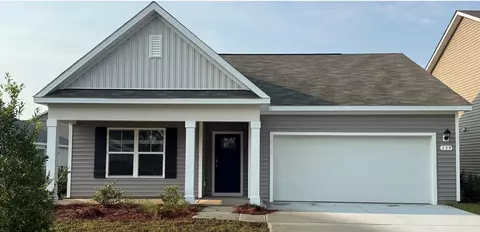 139 Ashworth Dr, Tabor City, NC 28463