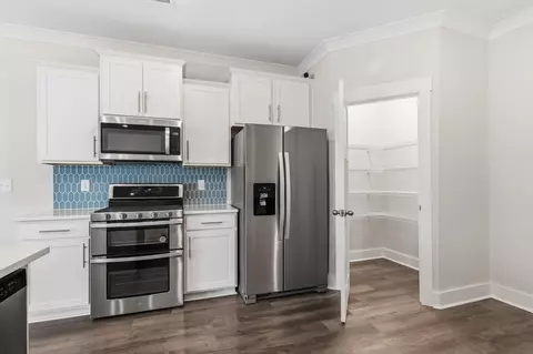 Kitchen - 369 Palmetto Sand Loop, Conway, SC 29527 photo 4 of 4