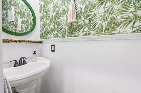 Bath - 5336 Bear Bluff Dr, Conway, SC 29526 photo 5 of 6