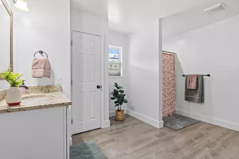 Bath - 5336 Bear Bluff Dr, Conway, SC 29526 photo 6 of 6