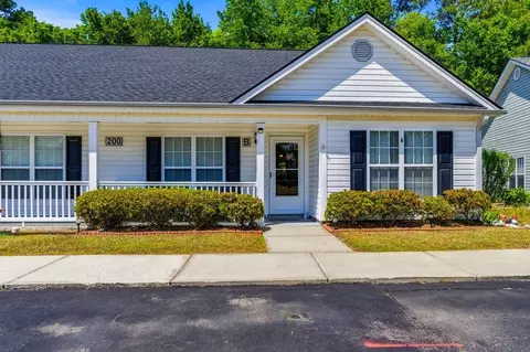 200 Country Manor Dr #B, Conway, SC 29526