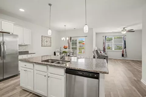 Kitchen - 575 Affinity Dr, Myrtle Beach, SC 29588 photo 4 of 4