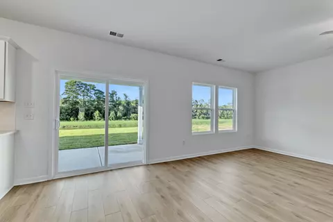 Living - 172 Bolsin Ct, Conway, SC 29526 photo 2 of 2