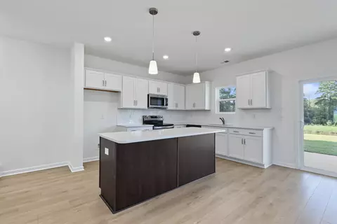 Kitchen - 172 Bolsin Ct, Conway, SC 29526 photo 2 of 6
