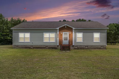 580 Circle M Rd, Longs, SC 29568 photo 2
