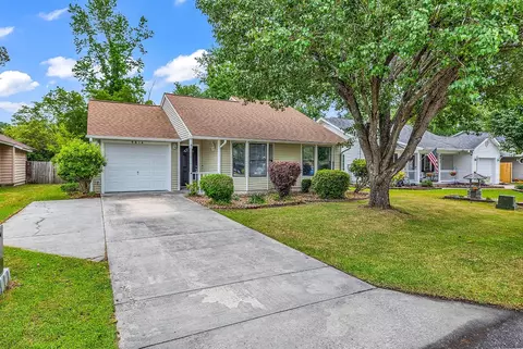 9614 Kings Grant Dr, Murrells Inlet, SC 29576