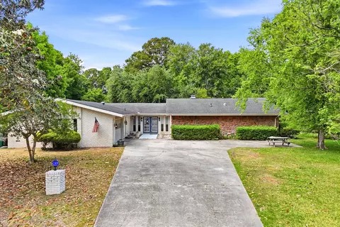 1932 Sandpiper Ln, Surfside Beach, SC 29575