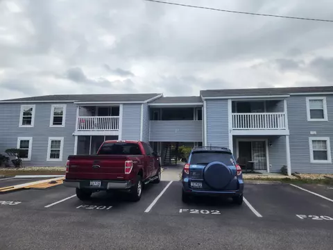 1356 Glenns Bay Rd, Surfside Beach, SC 29575