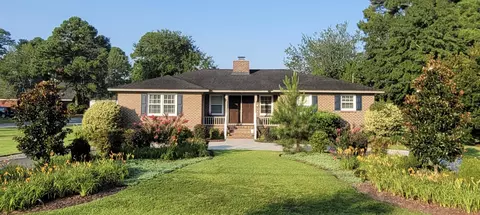 15 Clemson Rd, Conway, SC 29526
