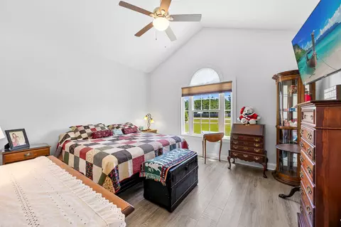 Bedroom - 1478 Red Bluff Rd, Loris, SC 29569 photo 4 of 5