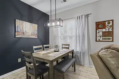 Dining - 512 35th Ave N #2, Myrtle Beach, SC 29577 photo 2 of 2
