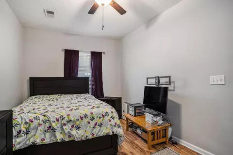 Bedroom - 512 35th Ave N #2, Myrtle Beach, SC 29577 photo 4 of 7
