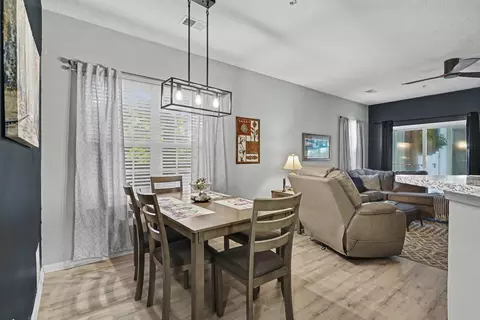 Dining - 512 35th Ave N #2, Myrtle Beach, SC 29577 photo 1 of 2