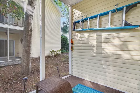 Exterior - 512 35th Ave N #2, Myrtle Beach, SC 29577 photo 2 of 6