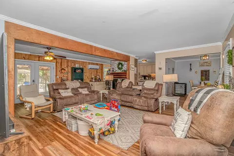 Living - 103 Beneventum Rd, Georgetown, SC 29440 photo 1 of 4