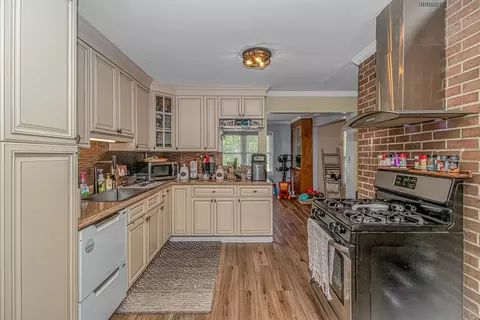 Kitchen - 103 Beneventum Rd, Georgetown, SC 29440 photo 2 of 5