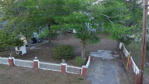 802 Seaside Dr, North Myrtle Beach, SC 29582