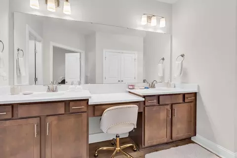 Bath - 845 Commanders Island Rd, Georgetown, SC 29440 photo 2 of 5