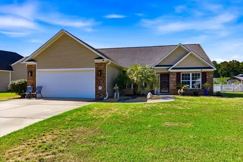 218 Oak Landing Dr, Conway, SC 29527