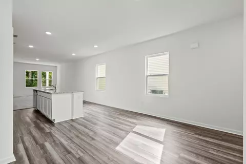 491 Castillo Dr, Loris, SC 29569 photo 3